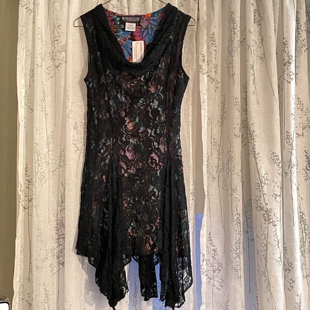 Pyramid Collection Reversible Black Lace Dress - S